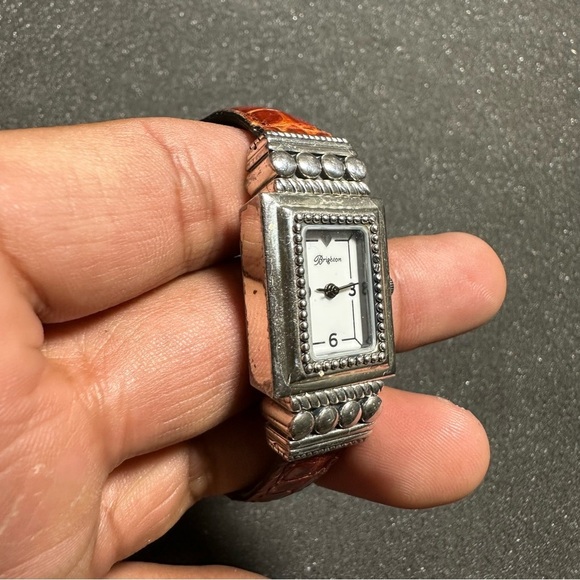 Brighton Taxco Ladies Silver Tone Quartz Watch Working With New Battery - Picture 4 of 8